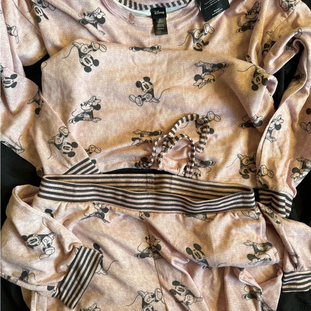 Disney Mickey Mouse Loungewear in Pink and Black - Picture 6 of 7